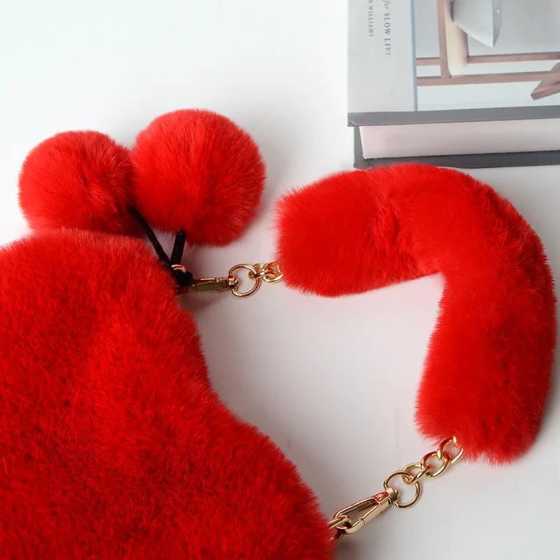 2023 New Fashion Lovely Plush Heart-shaped Bag Female Plush Love Portable Chain Peach Heart Bag Tote Bag for Women