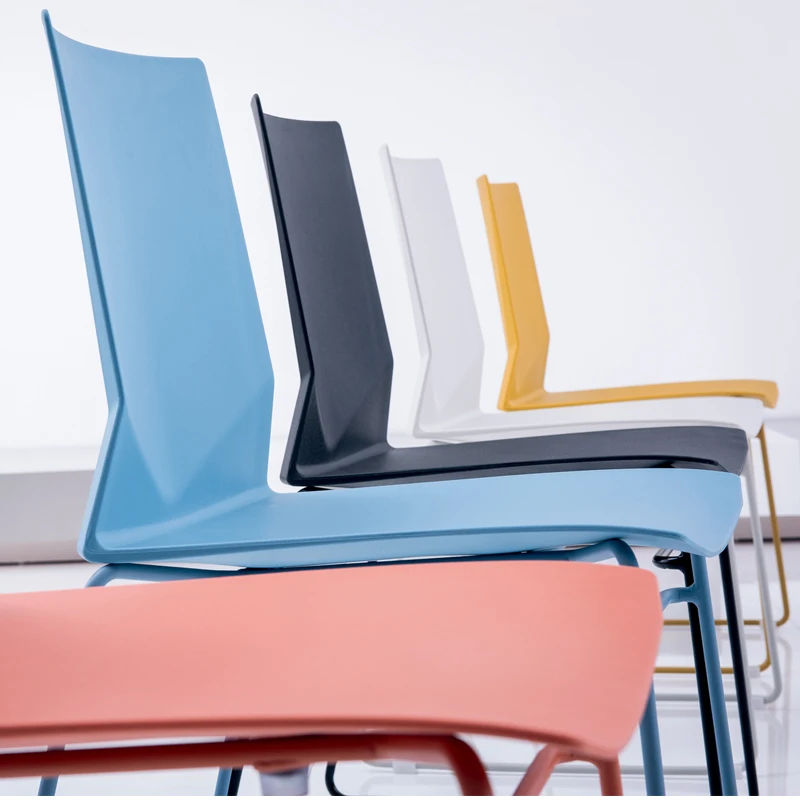 Manufacturers selling restaurant furniture high quality and durable plastic chairs in a variety of colors