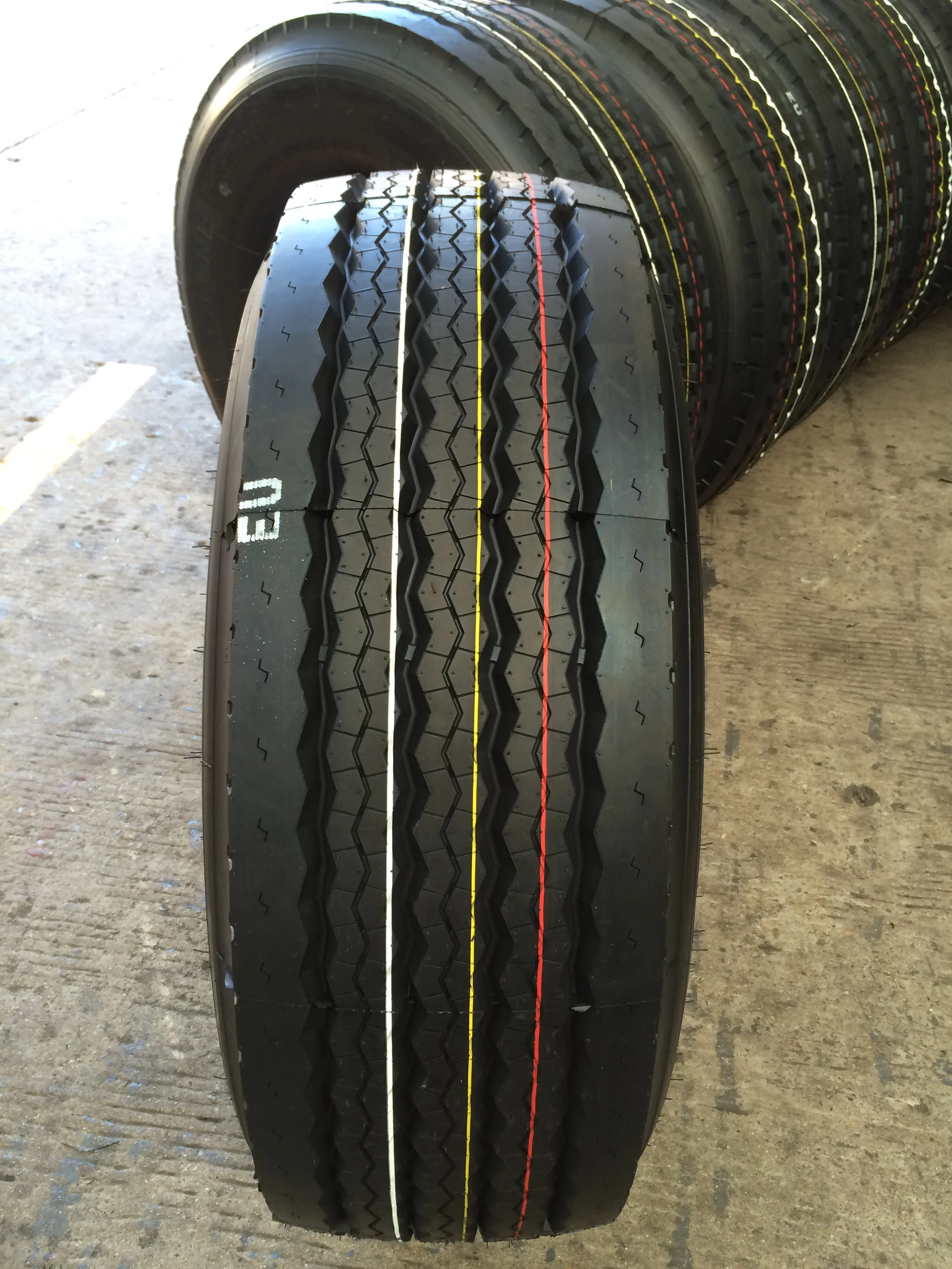 ANNAITE/AMBERSTONE/HILO 399 12.00R20 11.00R20 10.00R20 Truck Tire