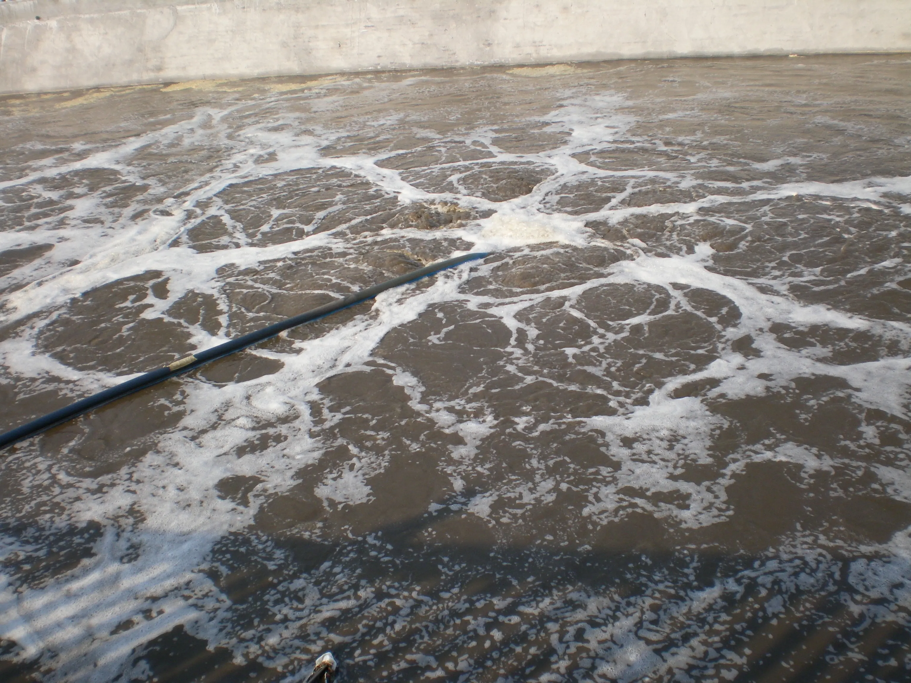 YIXIN   High Power Deep Aerator Tank Submersible Motor Diving Mixer