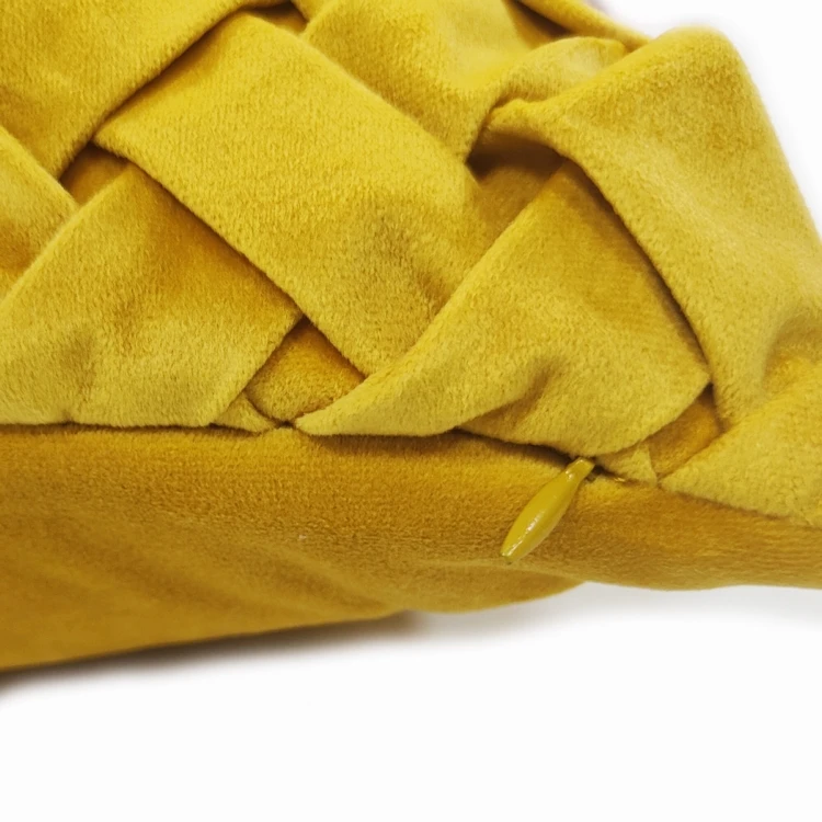 Небольшой минимальный заказ домашняя декоративная подушка 3D прессованная из креповой норковой ткани