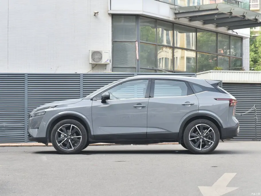 2024 Nissan Qashqai Auto Gasoline Suv Luxury Car 2.0L CVT Eaition Fuel Vehicles Small SUV 5 Door 5 Seater Adult Sedan