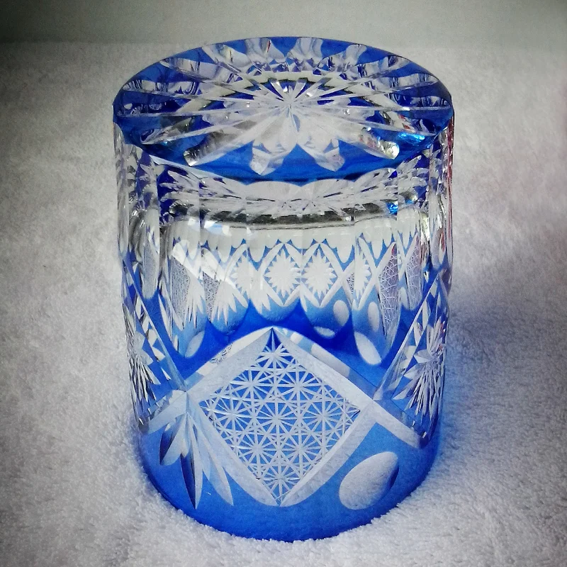 Vintage Crystal sake glasses Luxury crystal colored lead-free glass sake glasses with thick bottoms Crystal cup