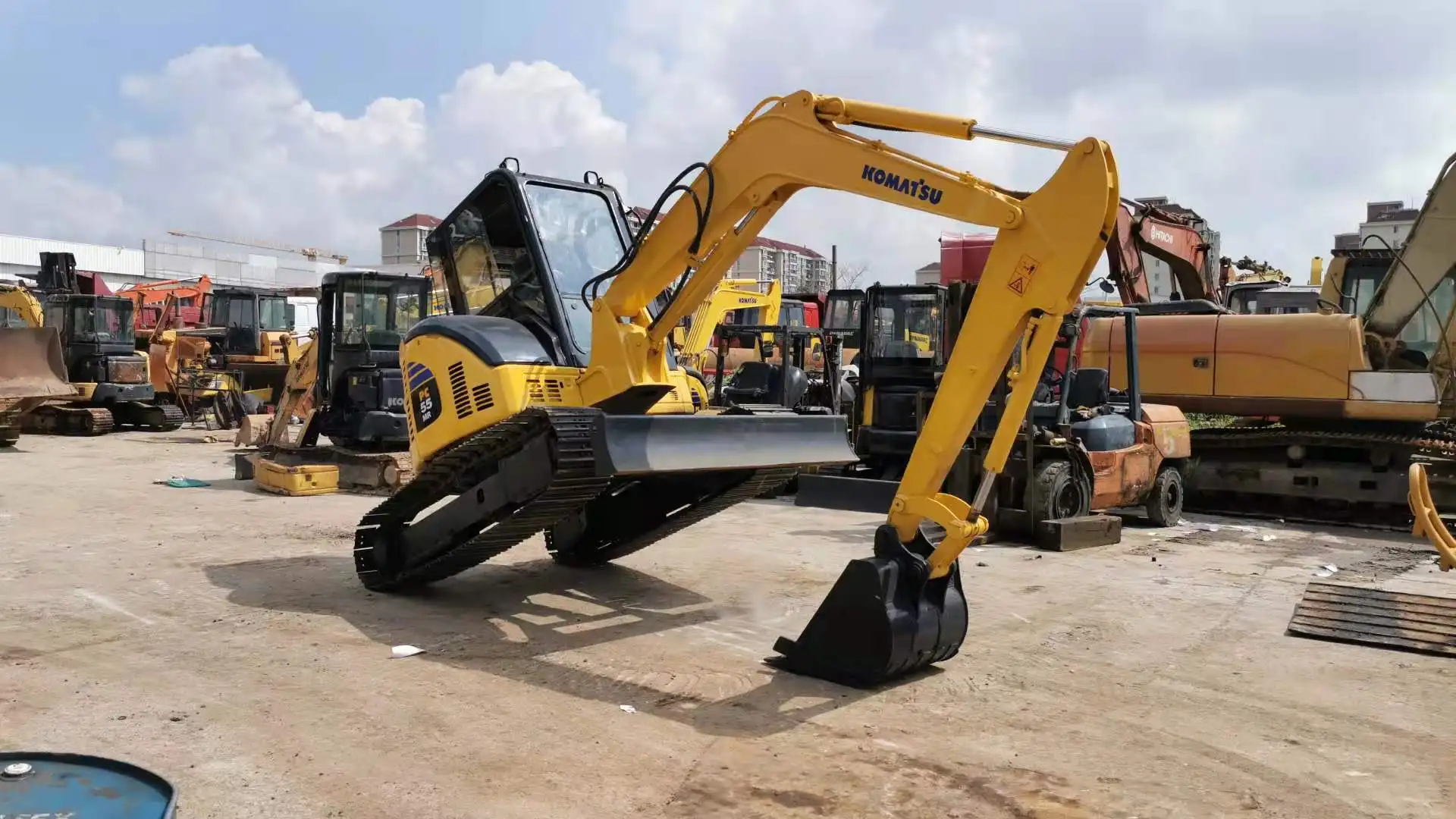 Экскаватор komatsu японский экскаватор гусеничный pc55 pc70 pc55mr pc60 pc120 pc128 pc138