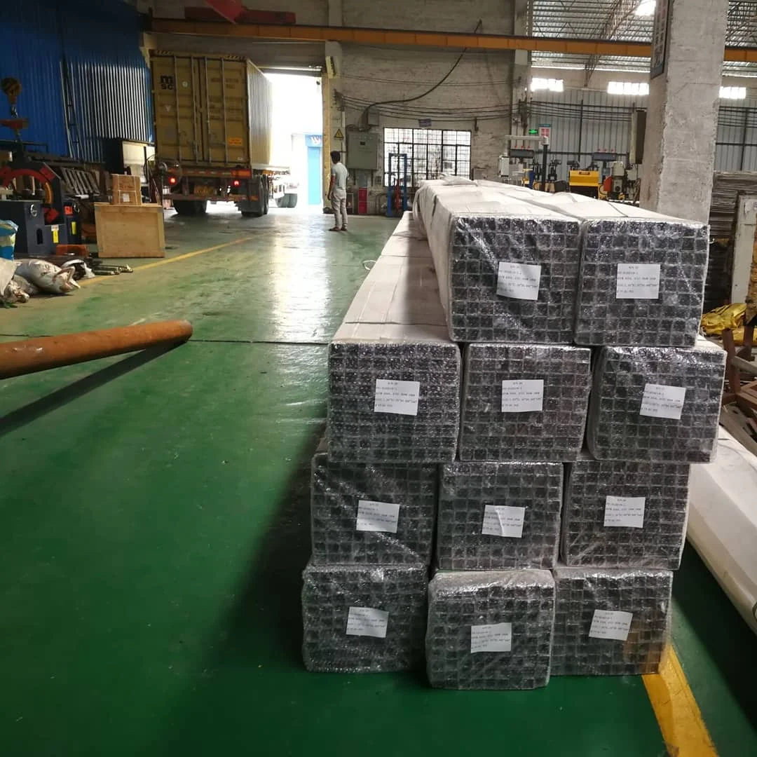 ss 304 316 316L hot selling stainless steel square tube 2mm 200mm 5mm 8mm mill finish pipe