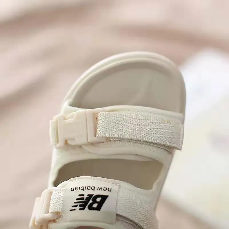 
2020 Latest Design High Quality Summer Girls Shoes Children Flat Sandals Buckle 