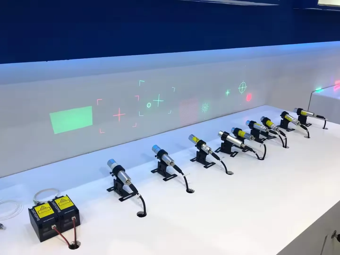 Green Red Dot Laser 1mW 5mW Beam size 1mm laser module