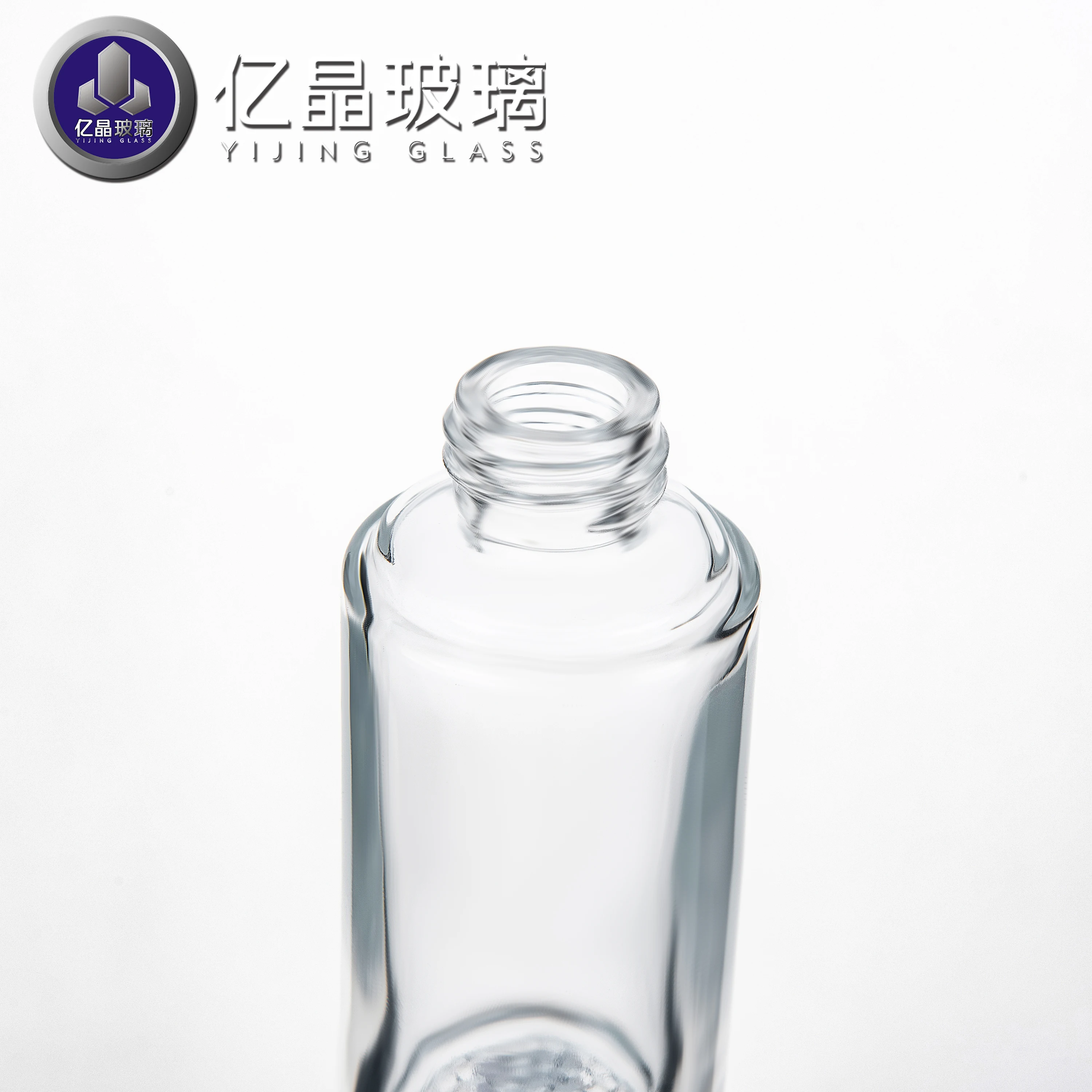 Glass essential oil bottle 35ml glass ABS silicone cosmetic bottle with customized color glass jar essential oil bottle