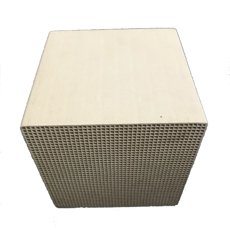 Manufacturers produce honeycomb ceramic regenerator heating furnace ceramic heat accumulator