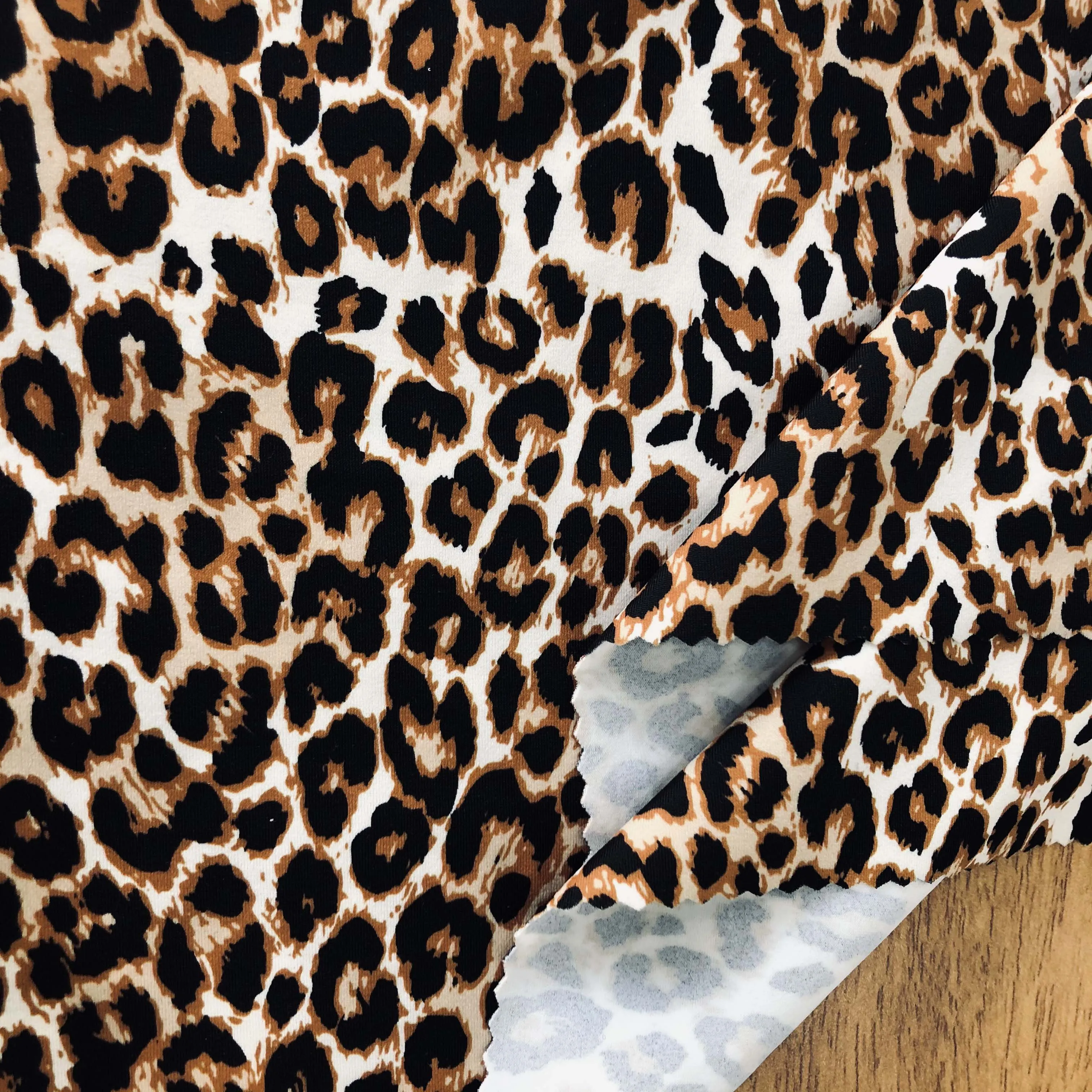 
smooth brown leopard animal printed lycra spandex fabric for swimsuit or underwear 