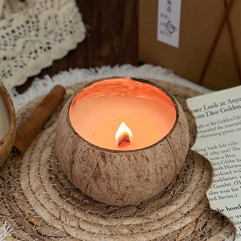 Top Sales Coconut Coconut Husk Shell Bowl Wood Wick Scented Candle Customize Logo Shell Scented Candle
