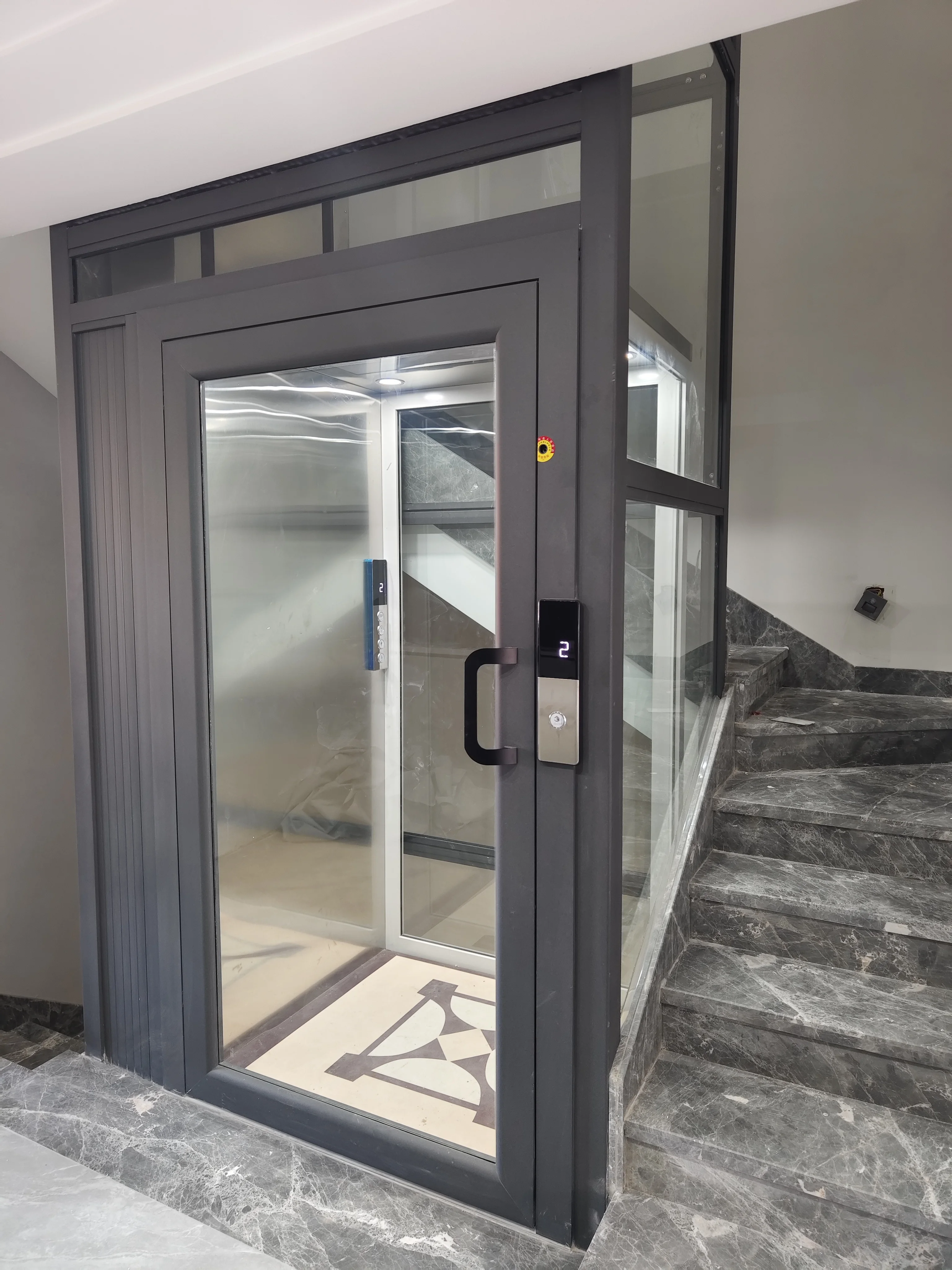 High Quality Trendy Hydraulic Outdoor Elevator AC Gearless Motor 6-10 Person Capacity Safe for Modern Stair Lift Villas