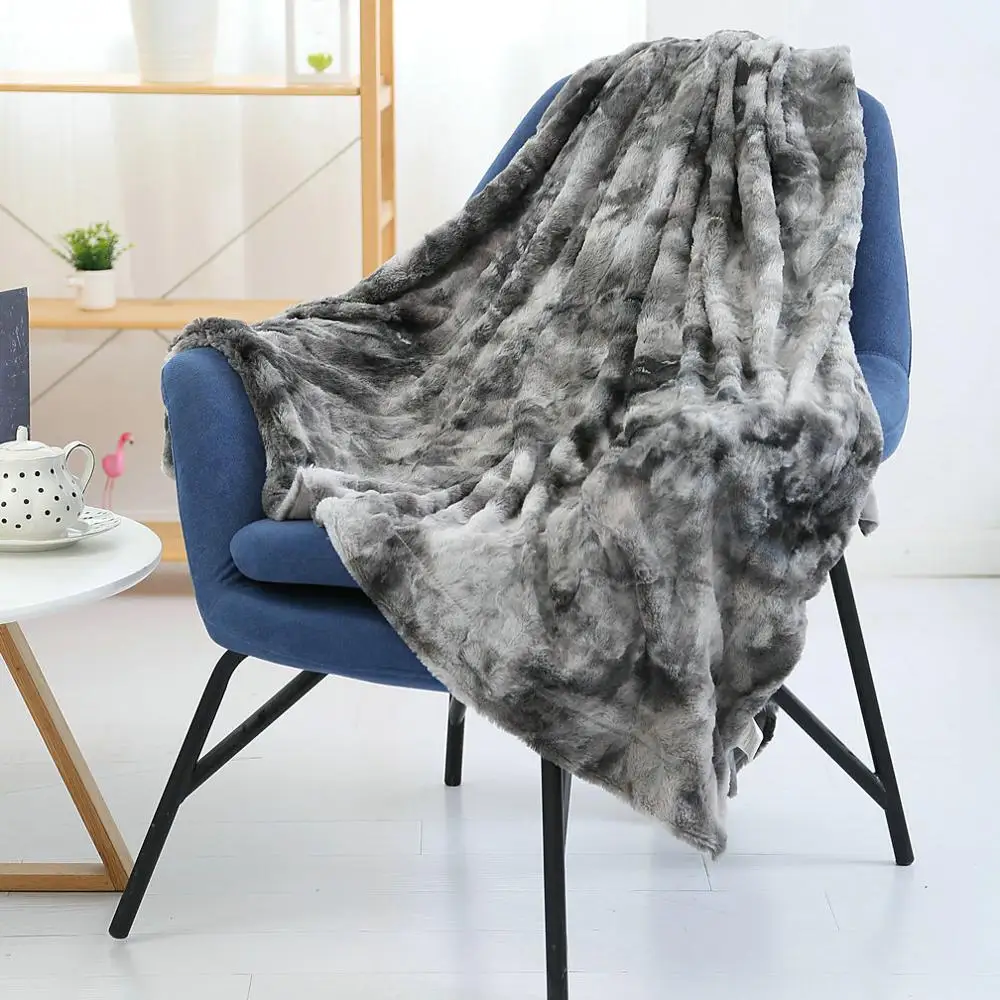Large Faux Fur Blanket Mink Faux Fur Throw Blanket Super Soft Long Hair Plush Europe Coral Fleece Fabric Square Winter Nonwoven