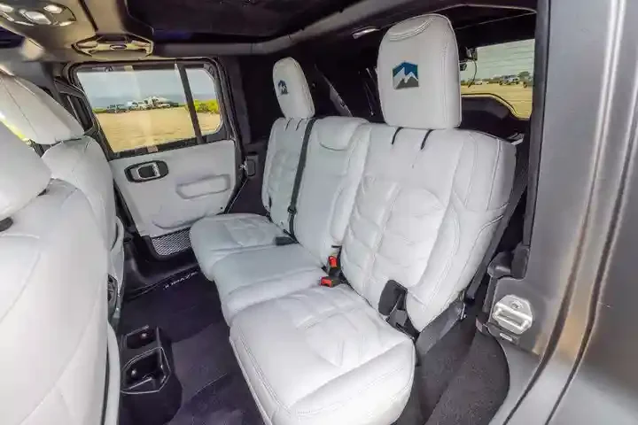 PREMIUM Rez Vani Tank  (LHD/RHD)  SUPERS