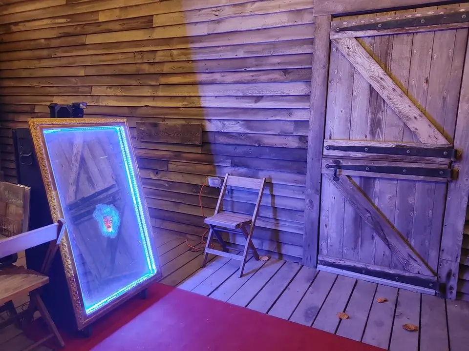 popular mirror booth ipad photo booth shell photo booth kiosk Advertising Players Mirror Fotomation Portable Photobooth