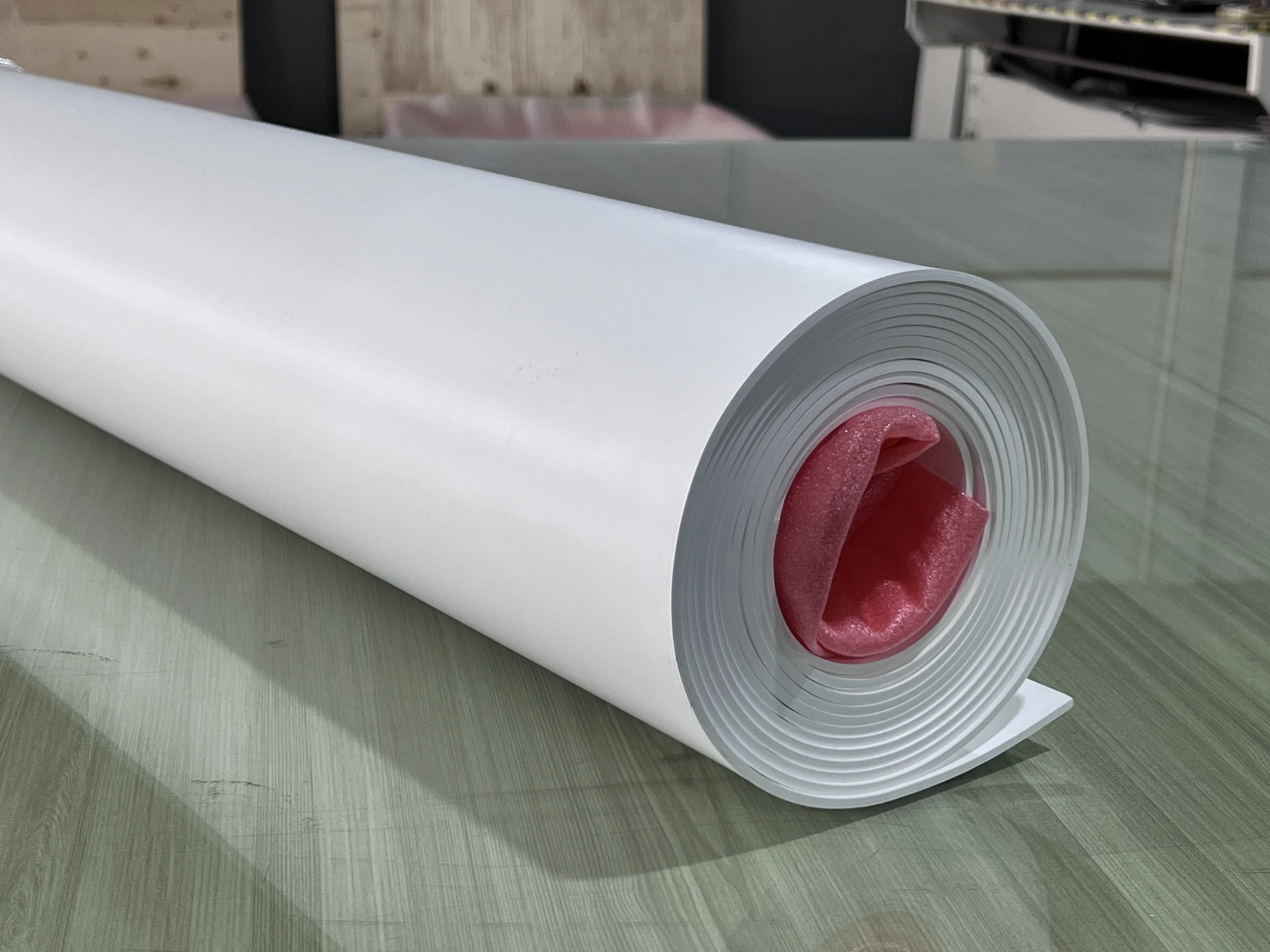 China Manufacturer with Natural Color and High Strength Temperature Expanded Polytetrafluoroethylene Gasket Sheet