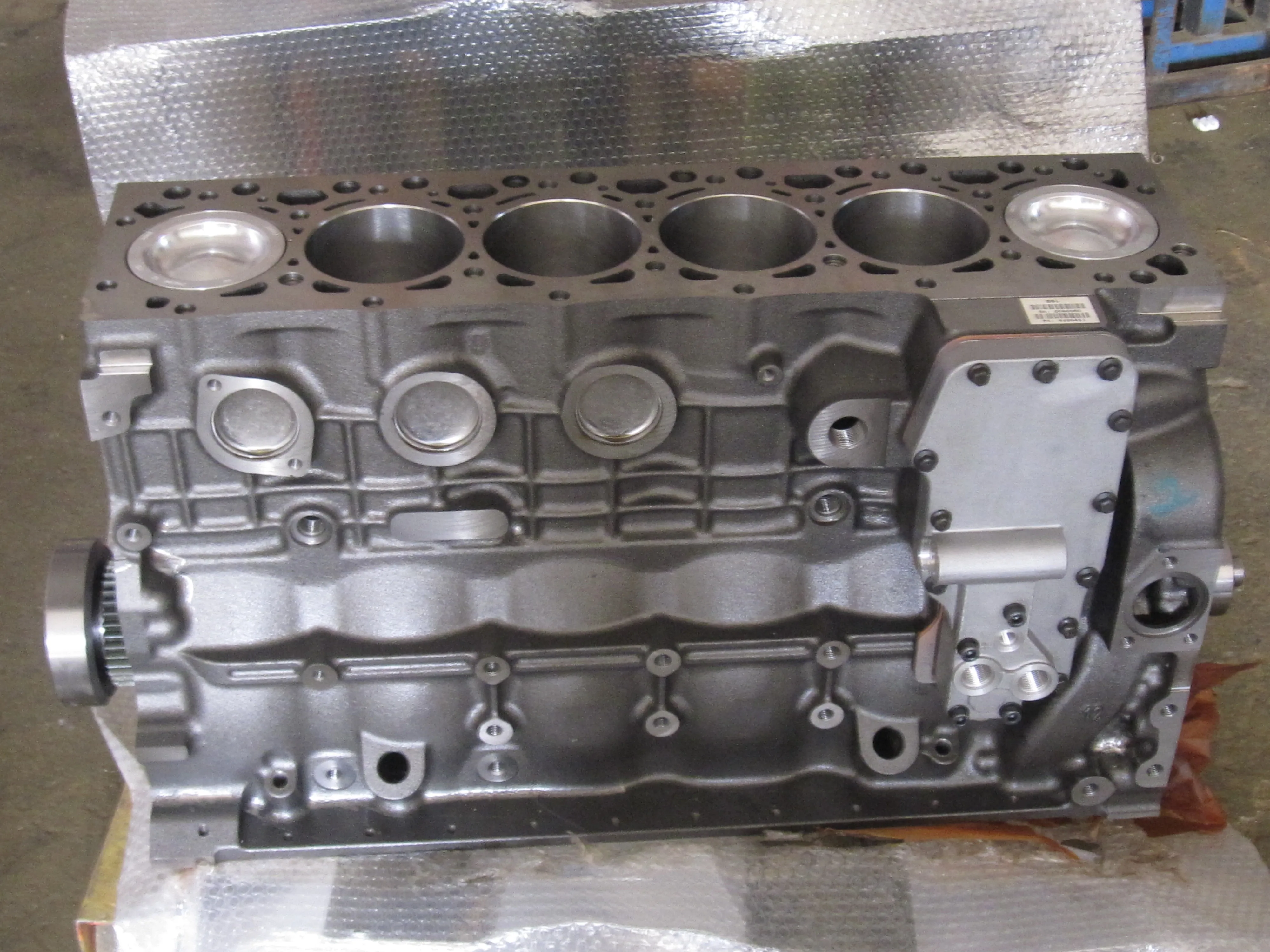 High quality WA500-6 Loader SAA6D140E-5 Engine Cylinder Block 6261-21-1100 For HM400 Truck
