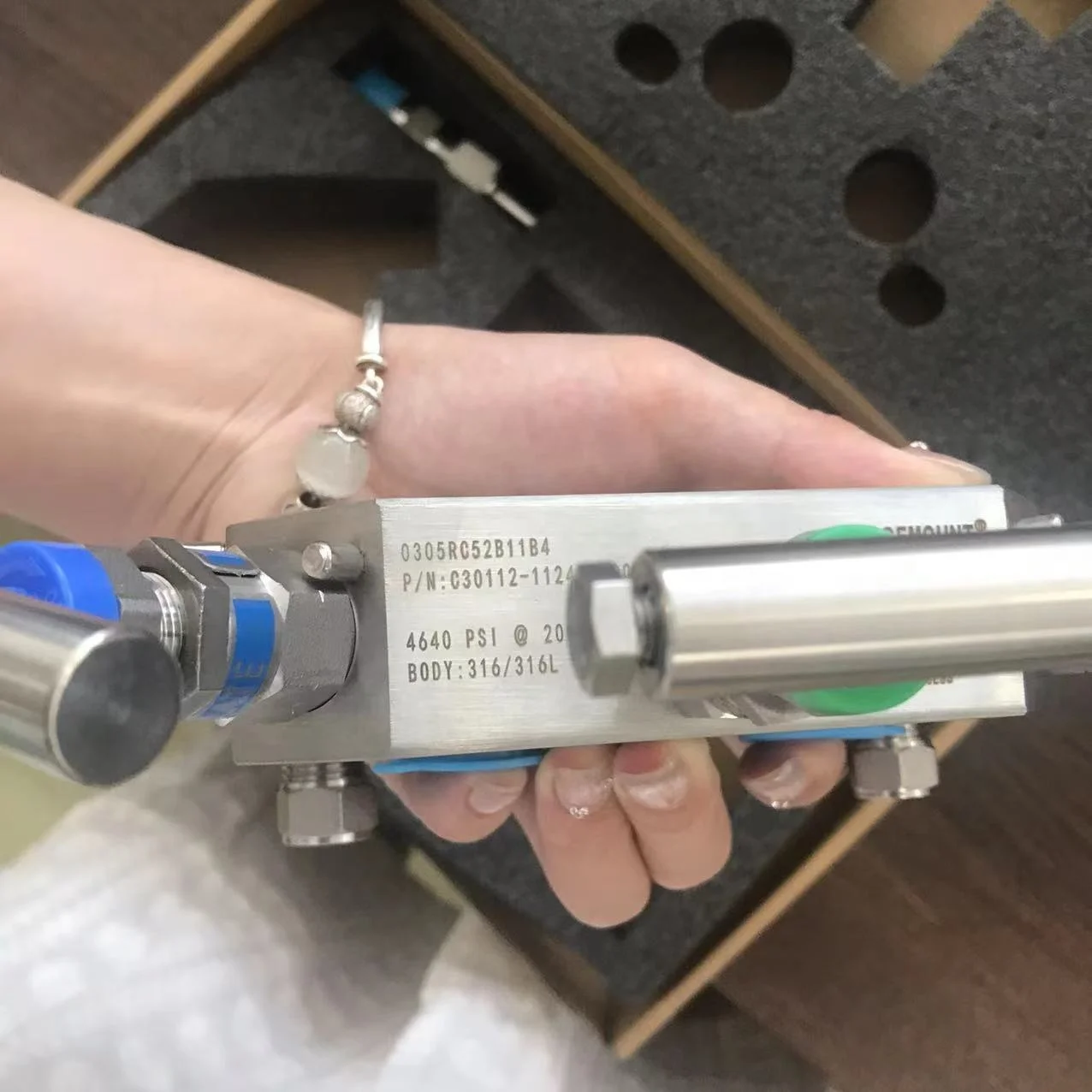 Hot Sales Rosemounte 0305 0306 Integral Manifold 0305RC52B11B4 0306RT22BA11SG For Pressure Transmitter