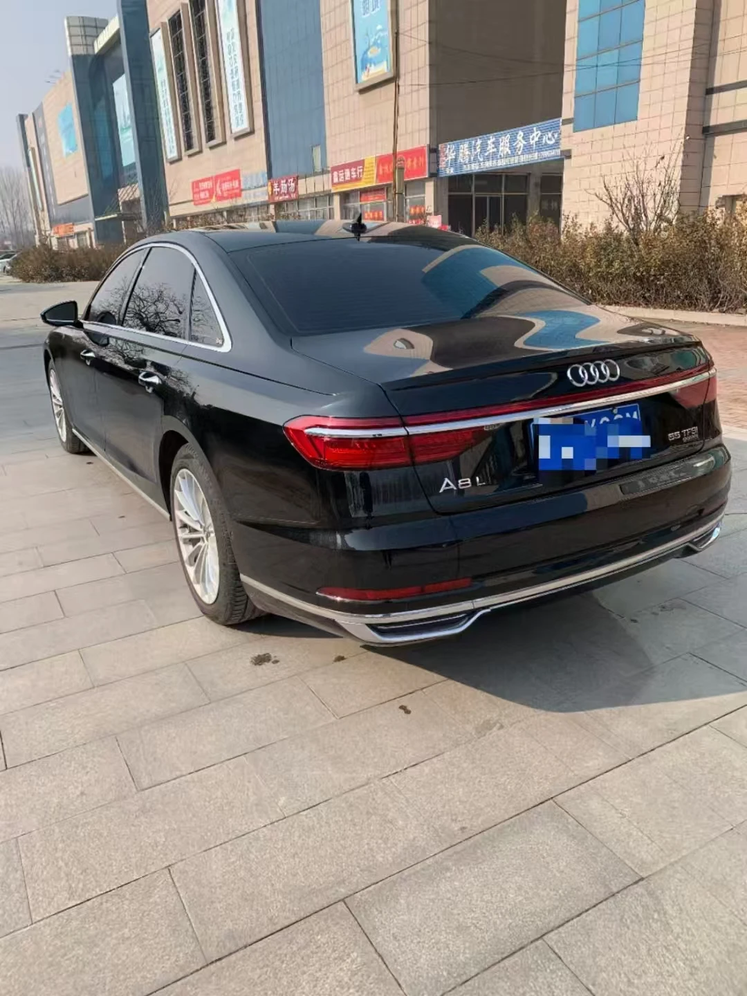 2018 модель Audi A8L 55 высокомощная полноприводная премиальная версия