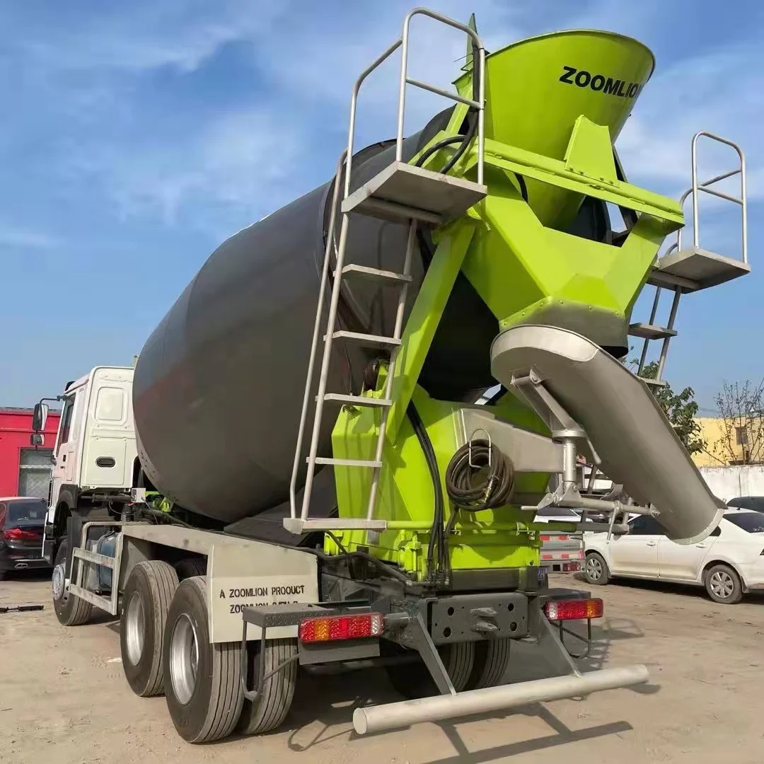 10 cubic meters and 12 cubic meters concrete mixing tank trucks