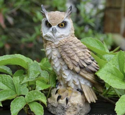 2021 Christmas Yard Garden Decoration Realistic Manmade Artificial Resin Patio Lawn Owl Crafts Statue Art Model Figures Gifts