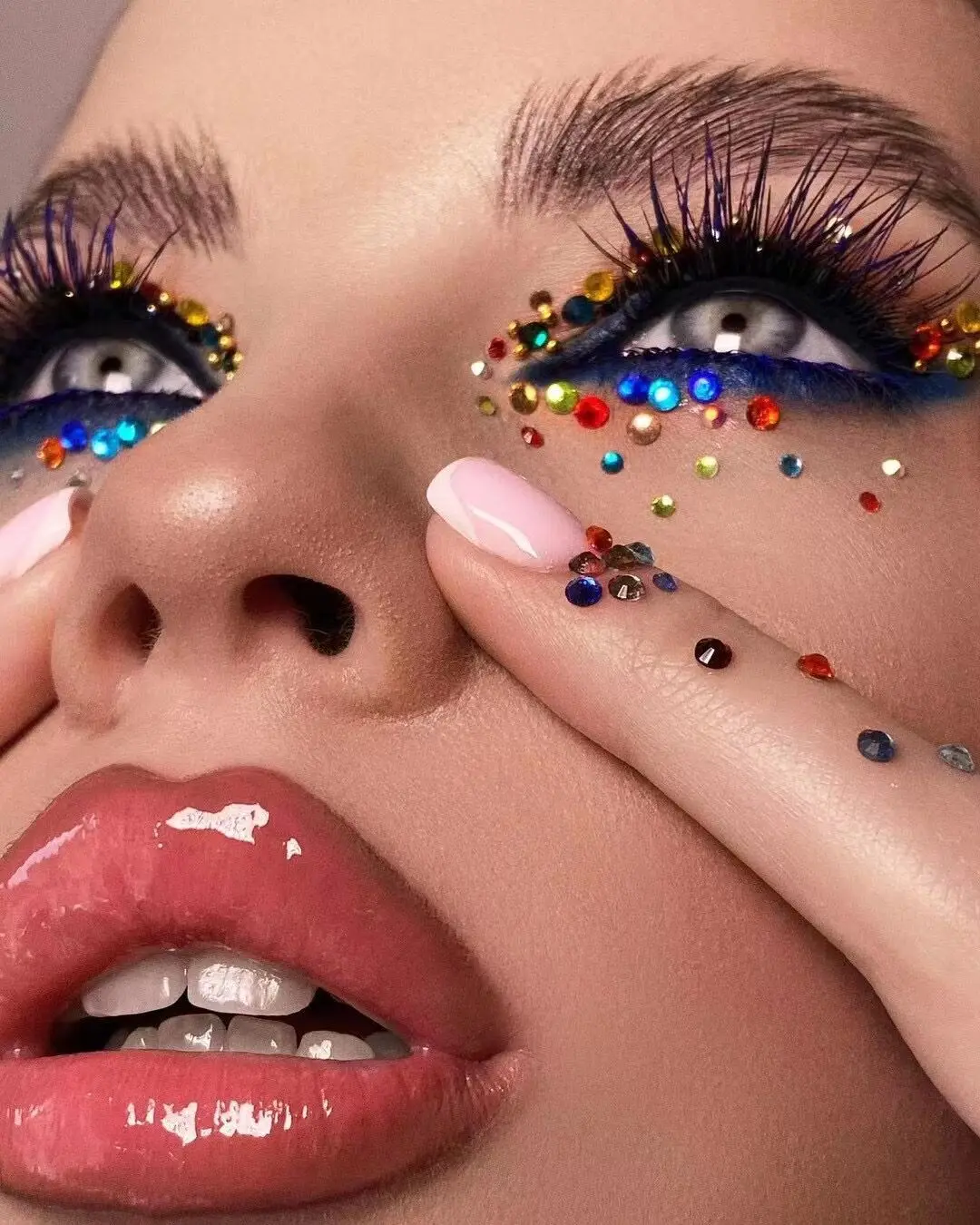 Yiwu yantuo Factory Wholesale Pink K9 Glass nail Stone Crystal non HotFix Flat Back Rhinestone For jewelry