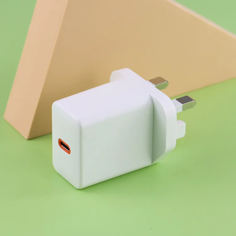 Chargeur CE ETL KC SAA listed 20w USB-C power adapter for mobile phones 12 12 pro 13 pro Type c EU US 2 pin fast charge charger