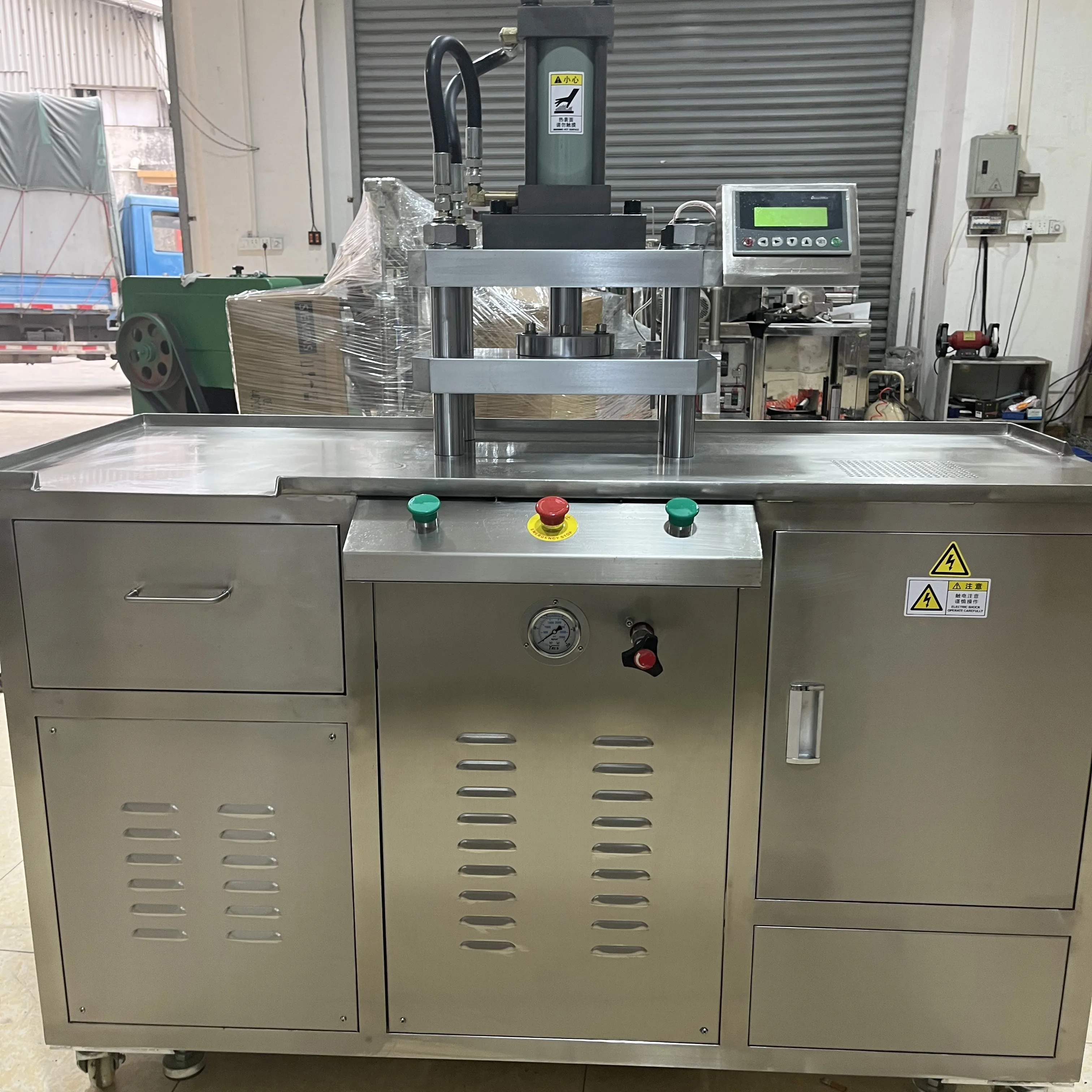 Chaohong Semiautomatic Powder Pressing Machine Eyeshadow Compacting Compact Powder Press Machine For Eye Shadow Press