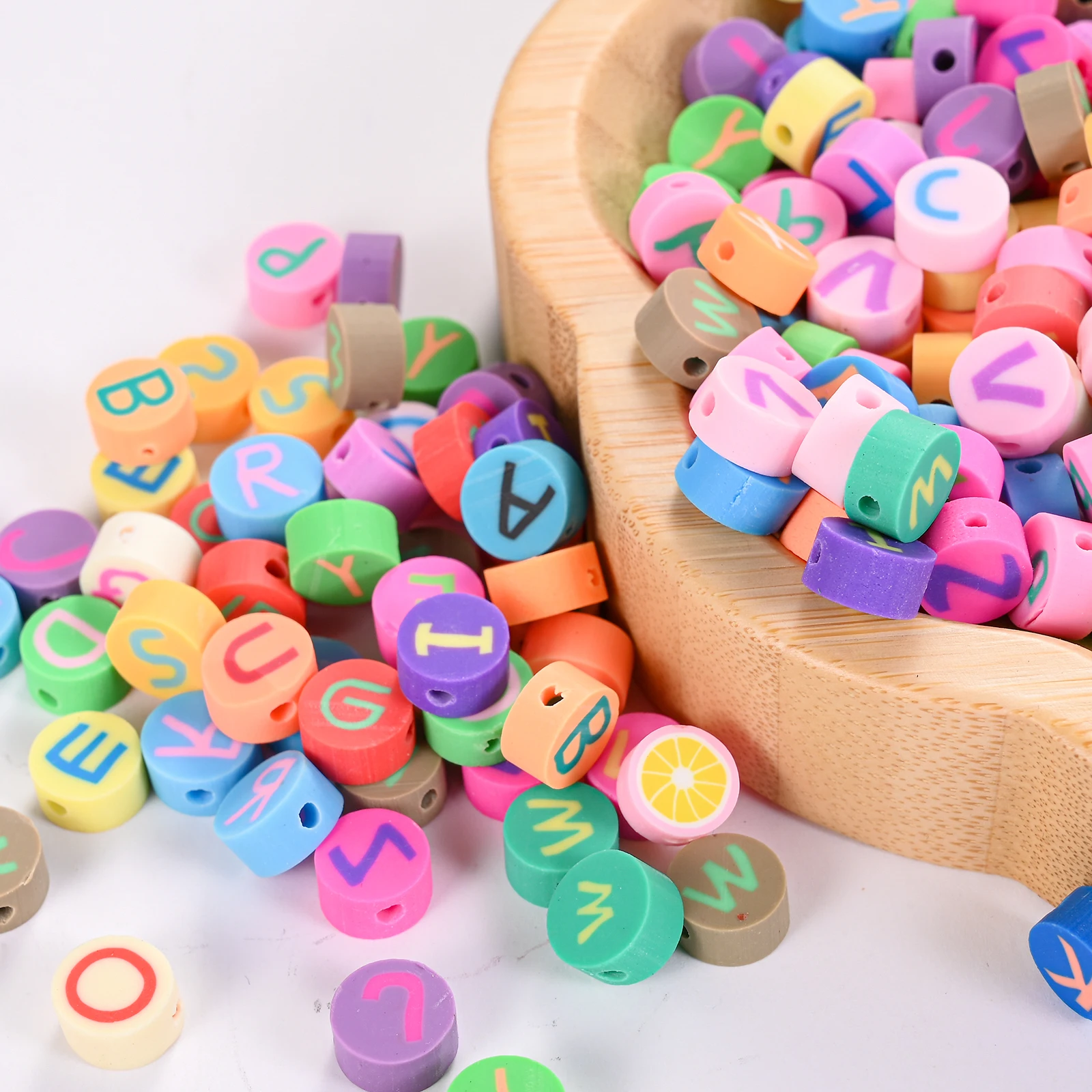 50Pcs 10mm Cute Letter Beads Polymer Clay Beads Cartoon Alphabet Spacer Loose Beads for Necklace DIY Bracelet Accessories