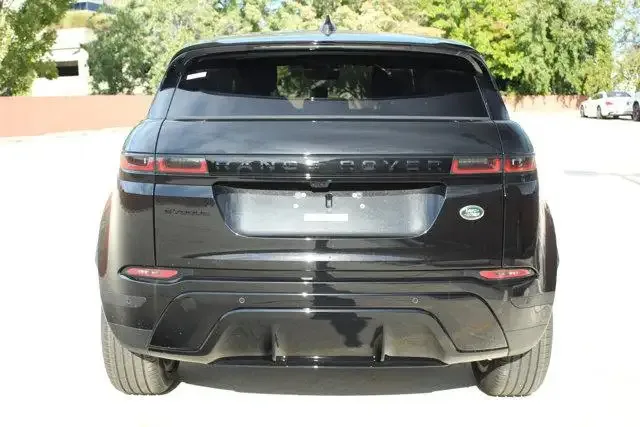 Подержанный 2023 LAND ROVER EVOQUE