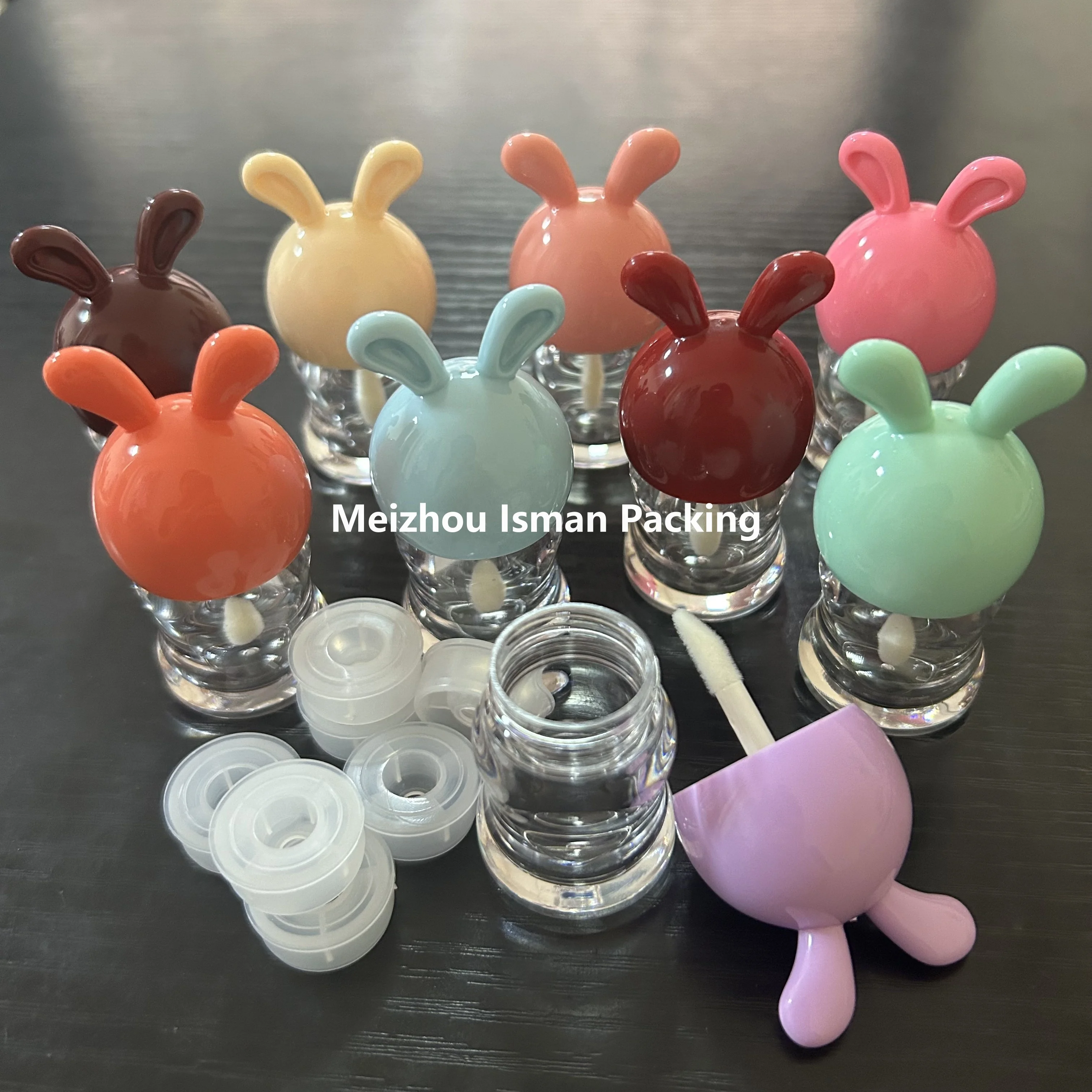 Custom 2024 unique cute bunny cartoon rabbit ear shaped lip gloss tubes container bottle cosmetic packaging with wands brush 5ml