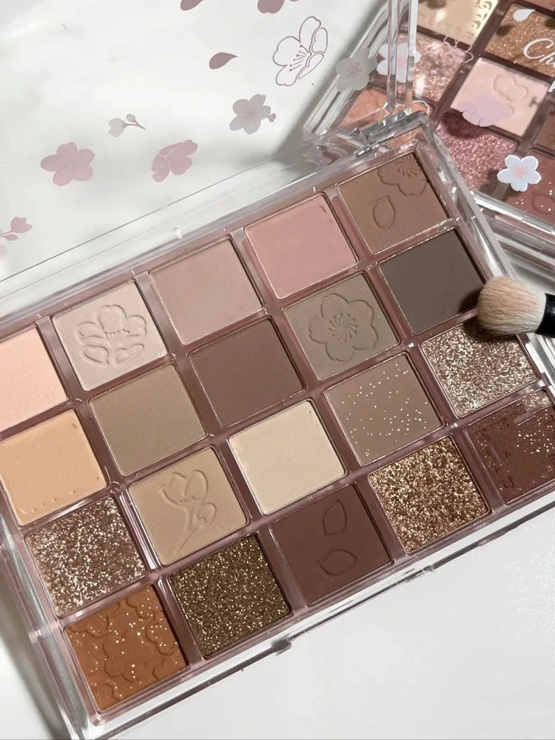 wholesale 20 color cosmetic eye shadow aluminum plate maquiagem profissional empty luxury eyeshadow palette plastic