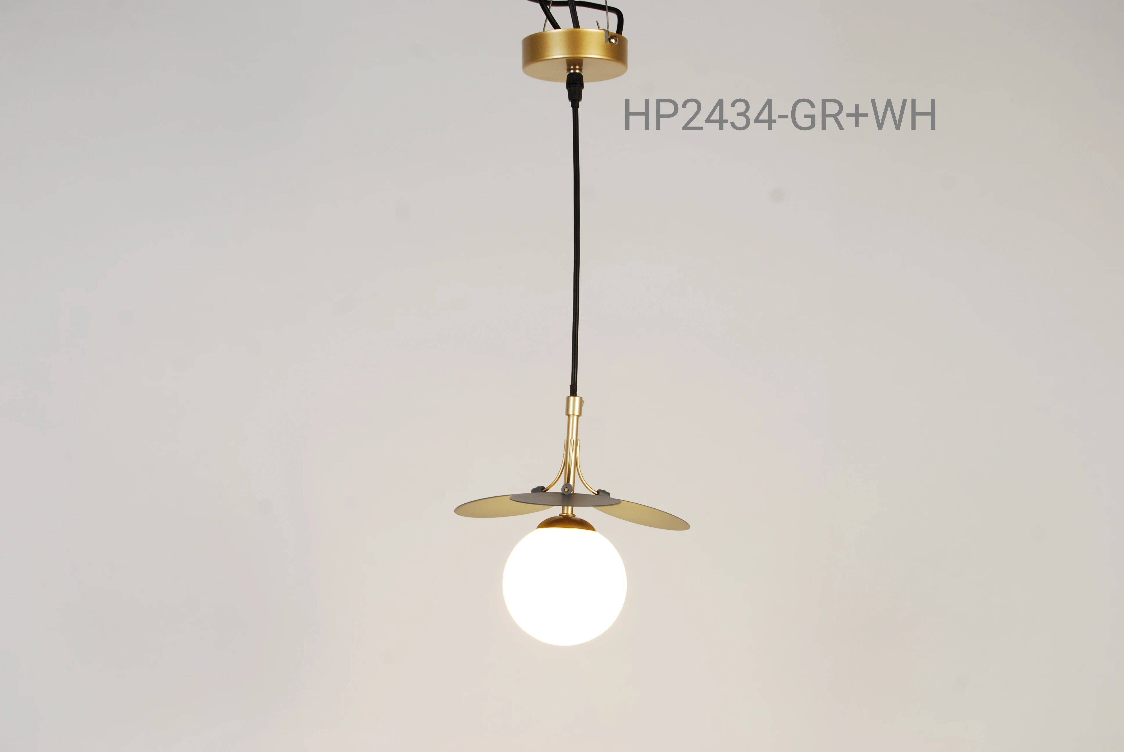 Glass Balles Pendant Light G9 Bulbs Luxury Restaurant Lamp