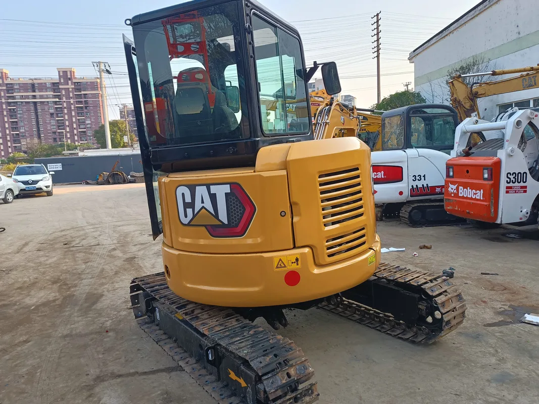 Оригинальный японский гусеничный экскаватор CAT303.5E CR 3-тонный мини-экскаватор для небольших фермерских 303 5 CAT303.5 продажа как горячие пирожки