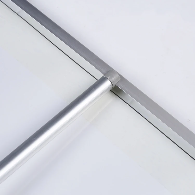 Устойчивый держатель для баннера на открытом воздухе