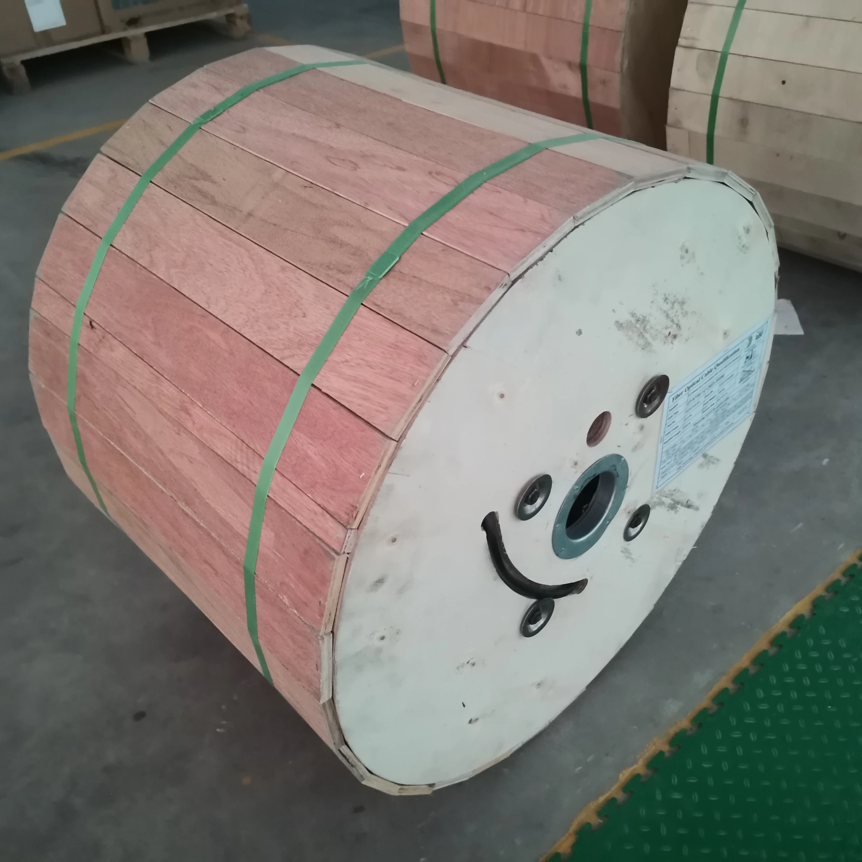 2021 новый в помещении/на открытом воздухе 2Core 4Core плотного буфера двойной бронированный SM G562D G657A2 военный тактический волоконно-оптических кабелей