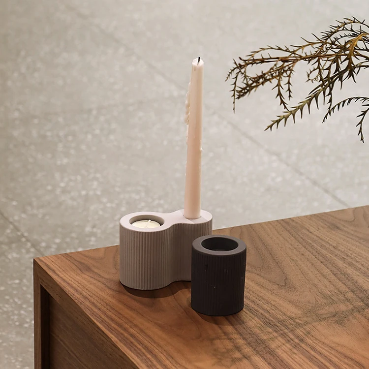 Custom matte black empty candle jars handmade porcelain frosted luxury candle stand