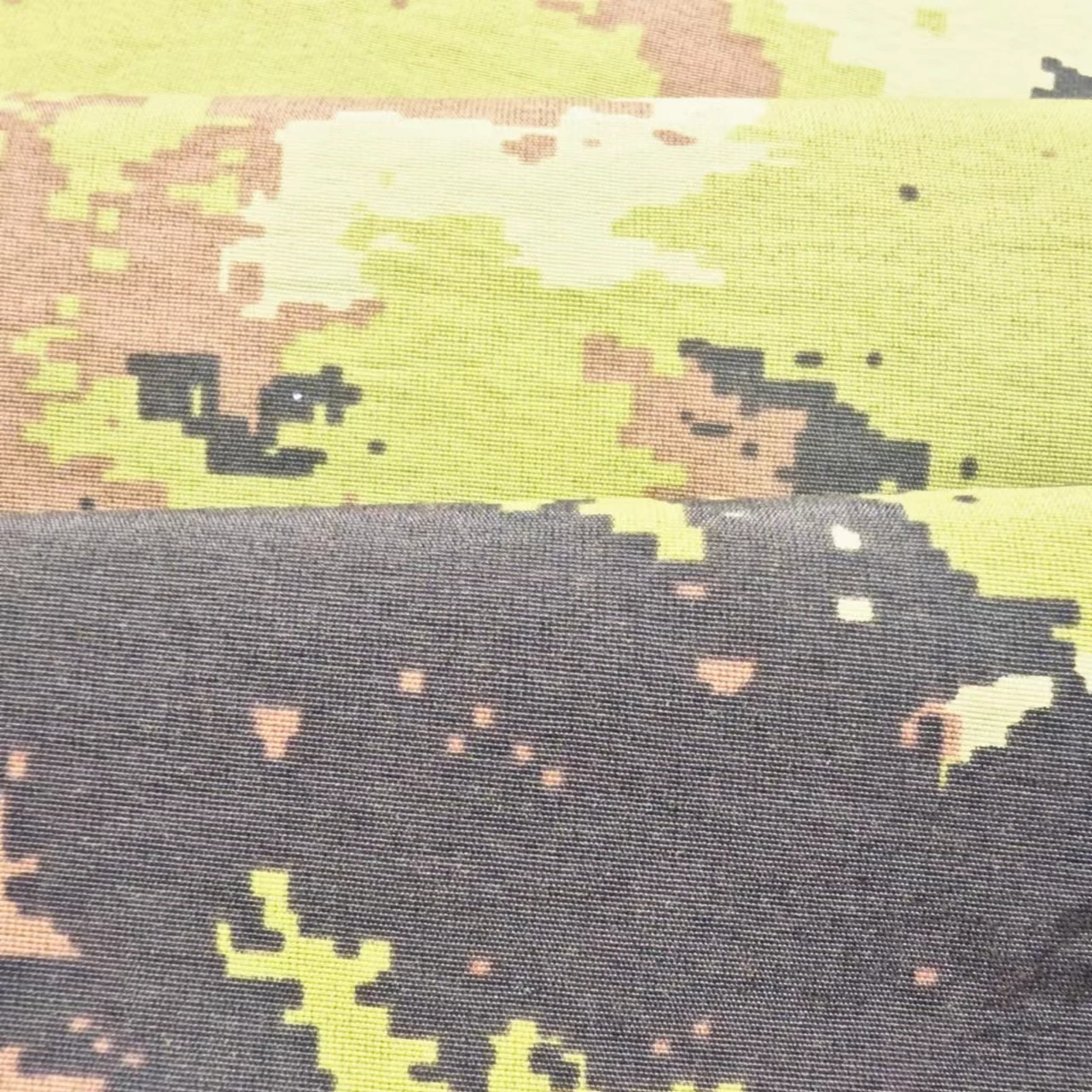 100% polyamide taslan fabric digital screen printed fabric 70D*160D 230T  plain twill ottman camouflage print clothing fabric