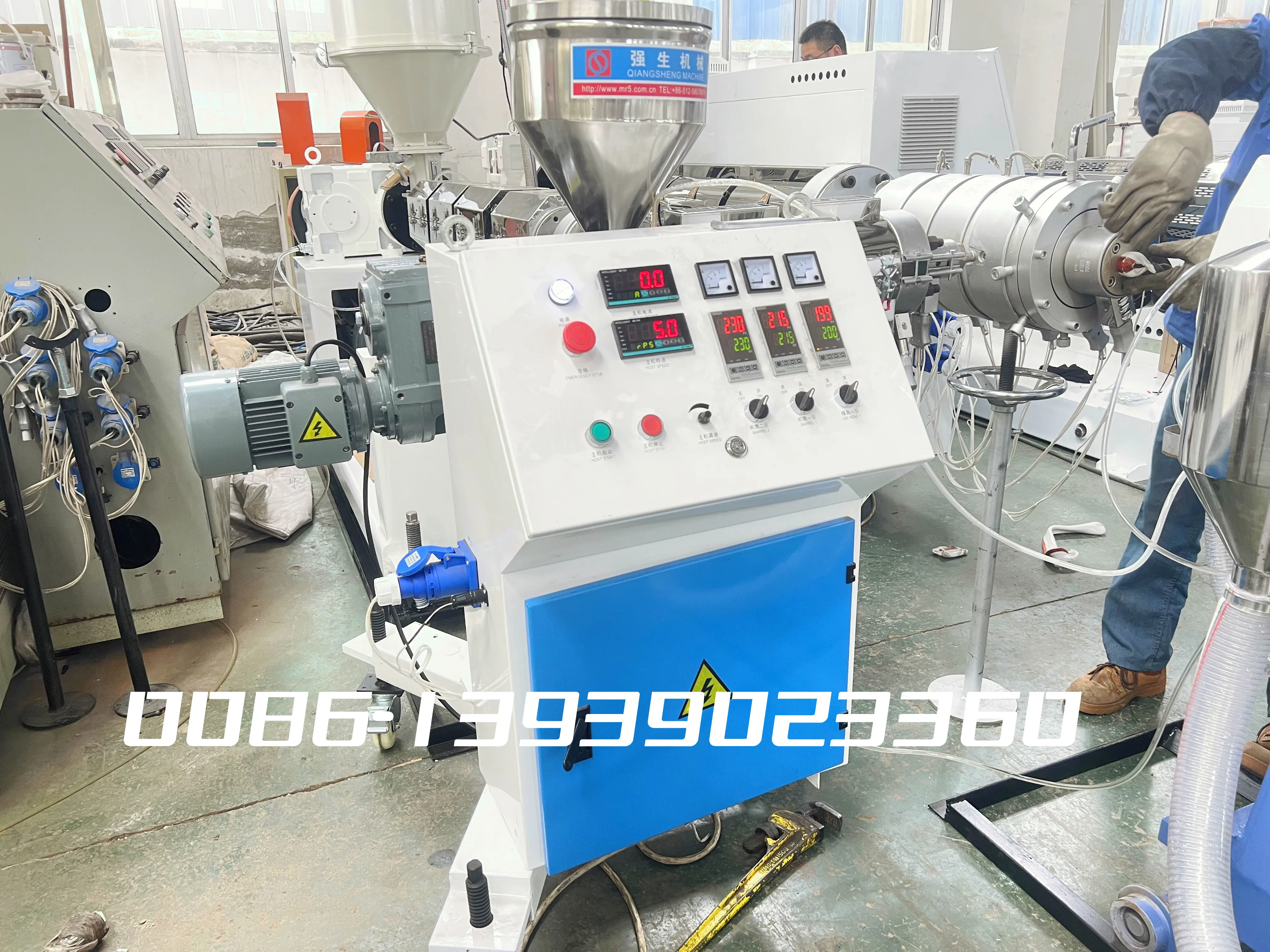 20-63mm Glass Fiber PPR Pipe Production Line/Fiber Glass Reinforced Vacuum Feeding Co-Extrusion Line