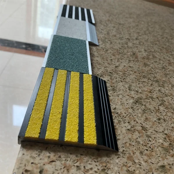 Ceramic Accessories Tile Trim  Aluminum Stair Nosing