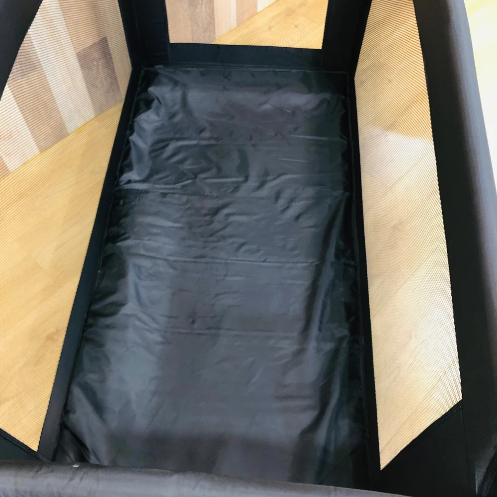 Brightbebe Modern European Standard Multifunction Baby Playpen Easy Folding Metal Frame Crib for Bedroom & Dining Room