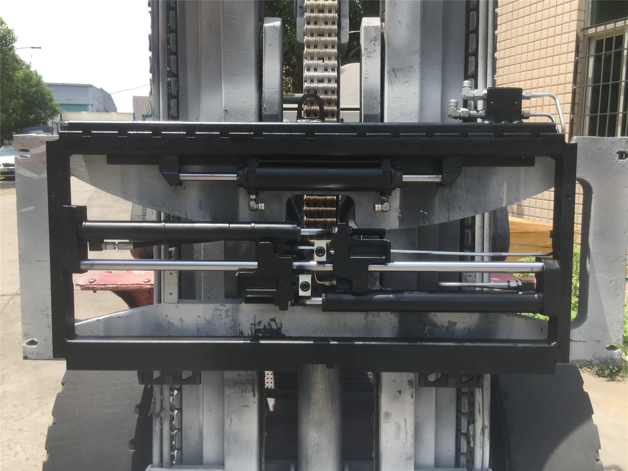 Forklift Attachment 2.5T, 3T Diesel& Electric Forklift Side Shifter With Fork Positioner