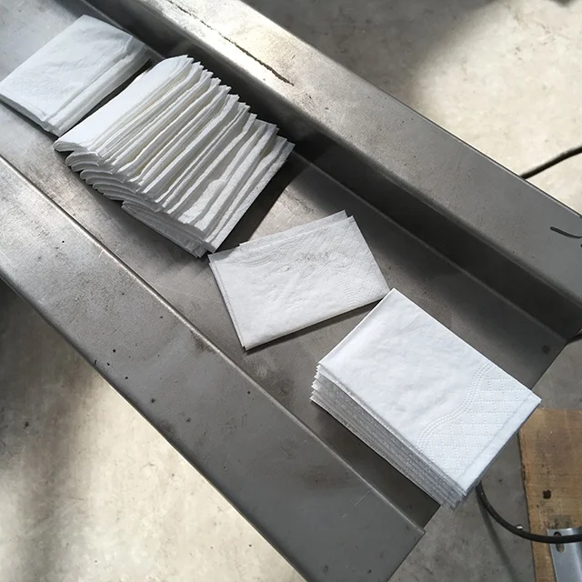 Popular retail products DC-210 Pocket Tissue Paper Handkerchief Folder Machinery