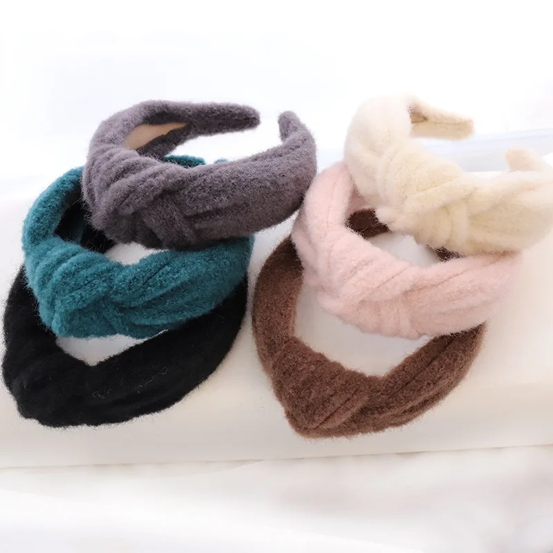
Korean wide edge hair accessories autumn winter wool hair band spa furry headband 