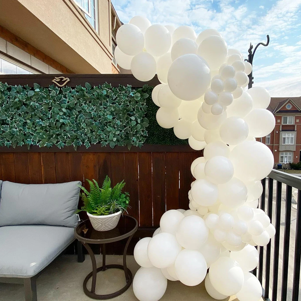 New Arrival Metal Round Balloon Arch Wedding Background White Balloon Arch Garland Gold Chrome Latex Balloons Set Birthday Decor