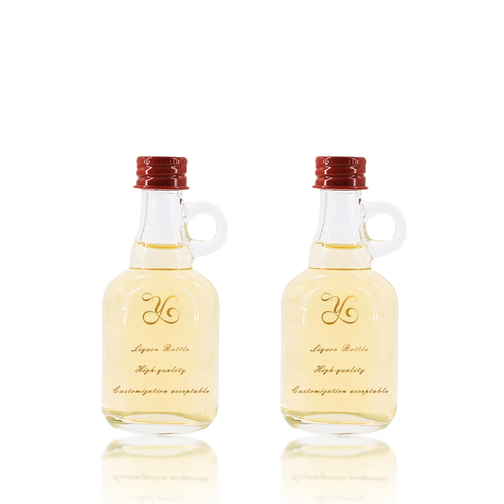 Custom Luxury Mini 50ml 70ml Liquor Clear Glass Bottles Empty Wedding Party Favors Mini Liquor Bottle 50ml for Whiskey