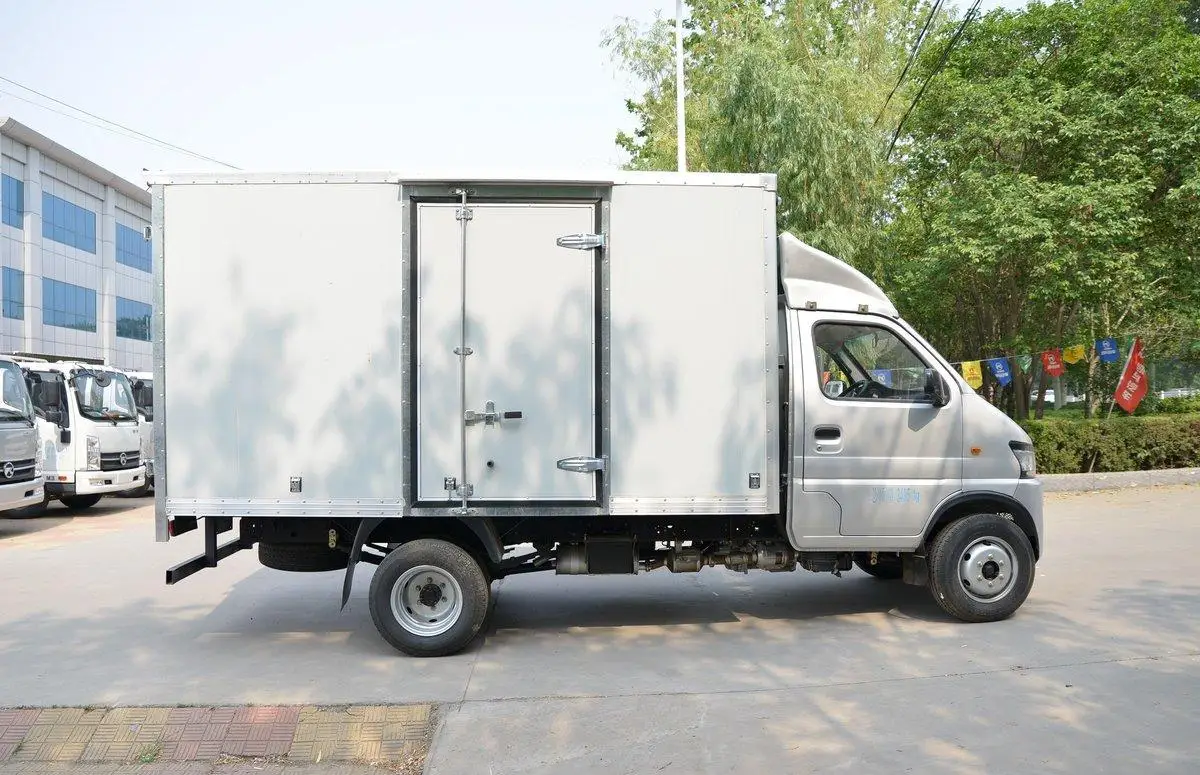 OEM ODM Chinese Factory KAMA K23 4x2 Left Hand Truansport Truck 2T Sino Truck 2 Seats Gasoline Trucks For Transportation