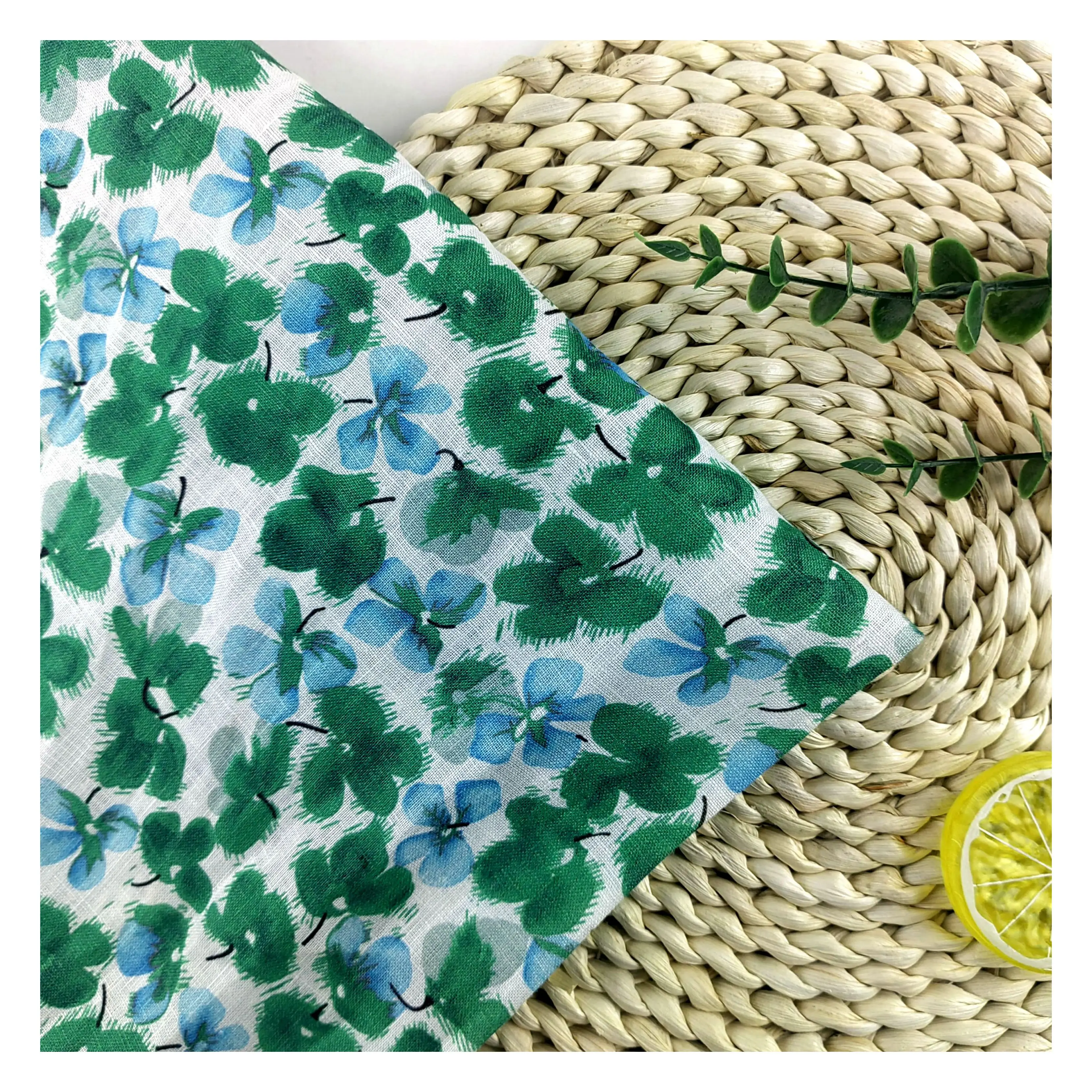 Wholesale customized Small Green floral  design Breathable 100% Pure Flax Linen print  Woven Plain Linen Fabric for Clothing