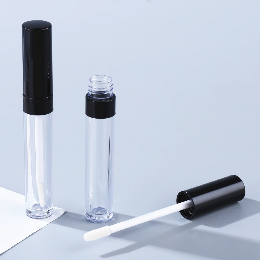 Custom Round Cute Lip Gloss Bottle 5ml Empty Lip Gloss Tubes 5 ml With Band