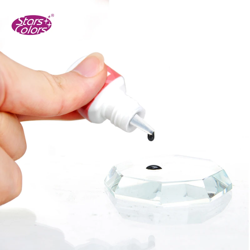 Wholesale eyelash extension adhesive 1-2.5s fast dry strong viscosity lash grafting black glue private label OEM